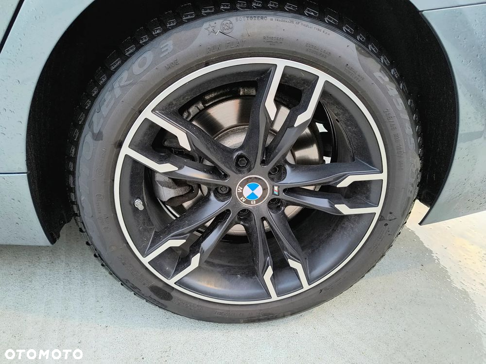 BMW Seria 5 520d xDrive - 10