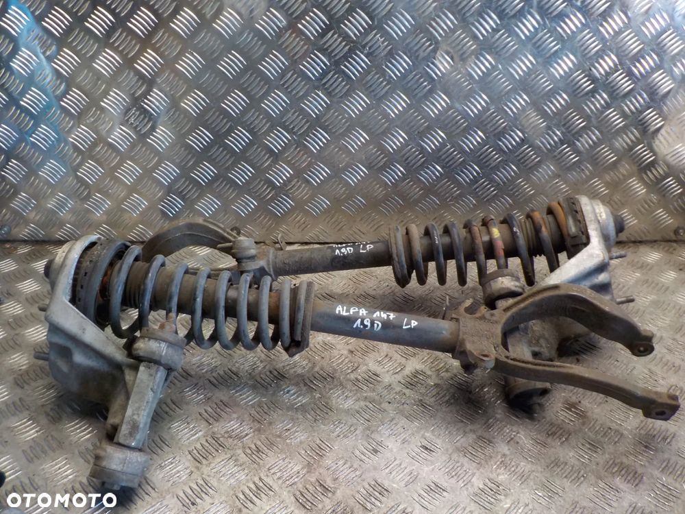ALFA ROMEO 147 1.9 JTD AMORTYZATOR PRAWY LUB LEWY PRZÓD