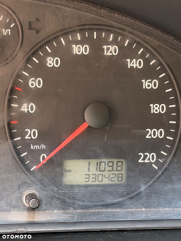 Volkswagen T5 - 12