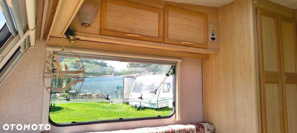 SWIFT Abbey DMC 900 kg  2-3 Osobowa - 33