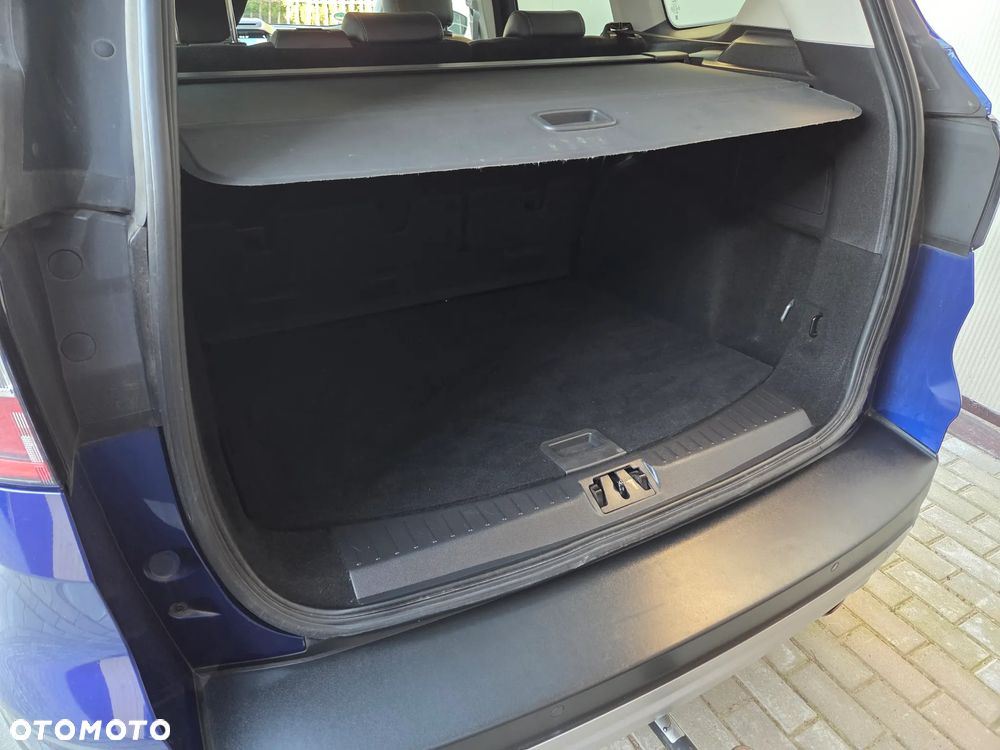 Ford Kuga 2.0 TDCi 4x4 Titanium - 29
