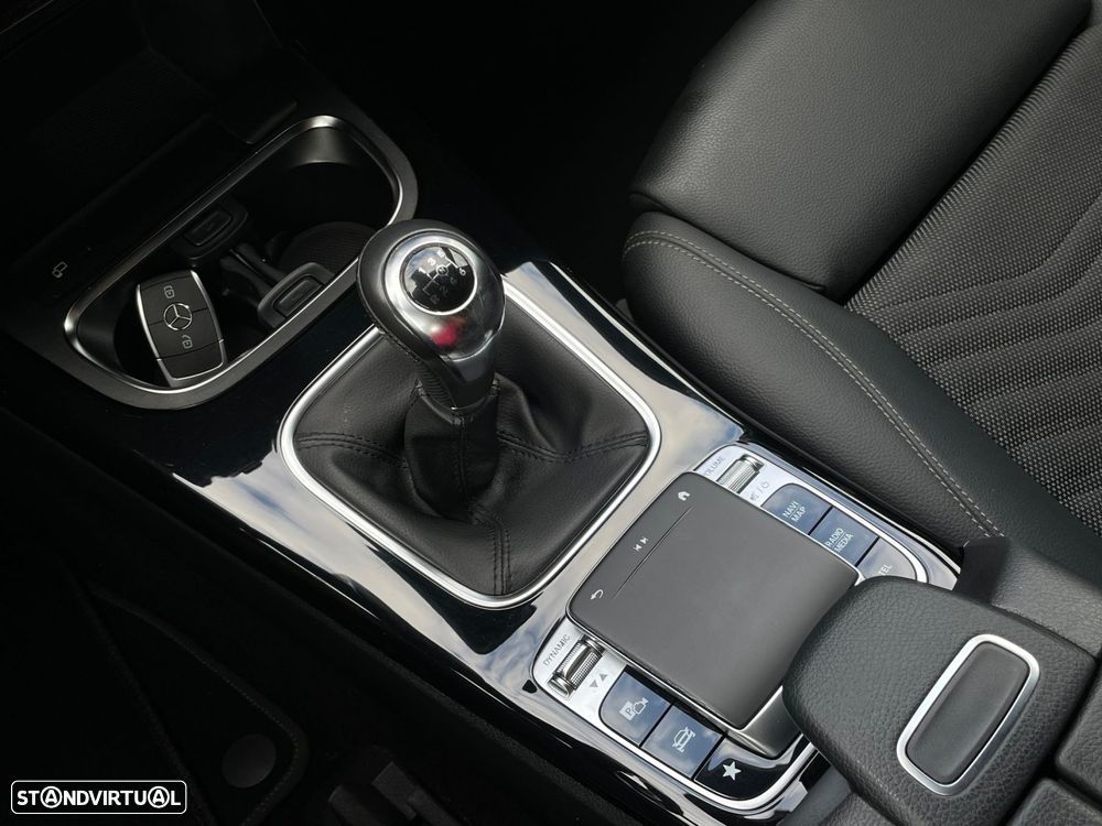 Mercedes-Benz A 160 d Style Plus - 22