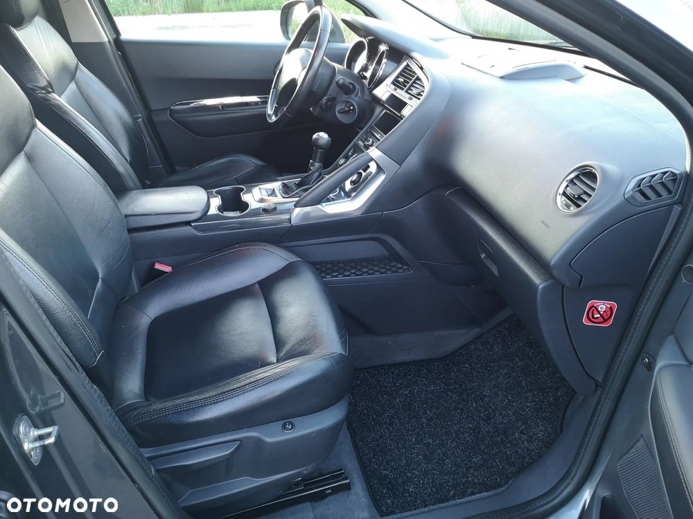 Peugeot 3008 1.6 Premium - 5