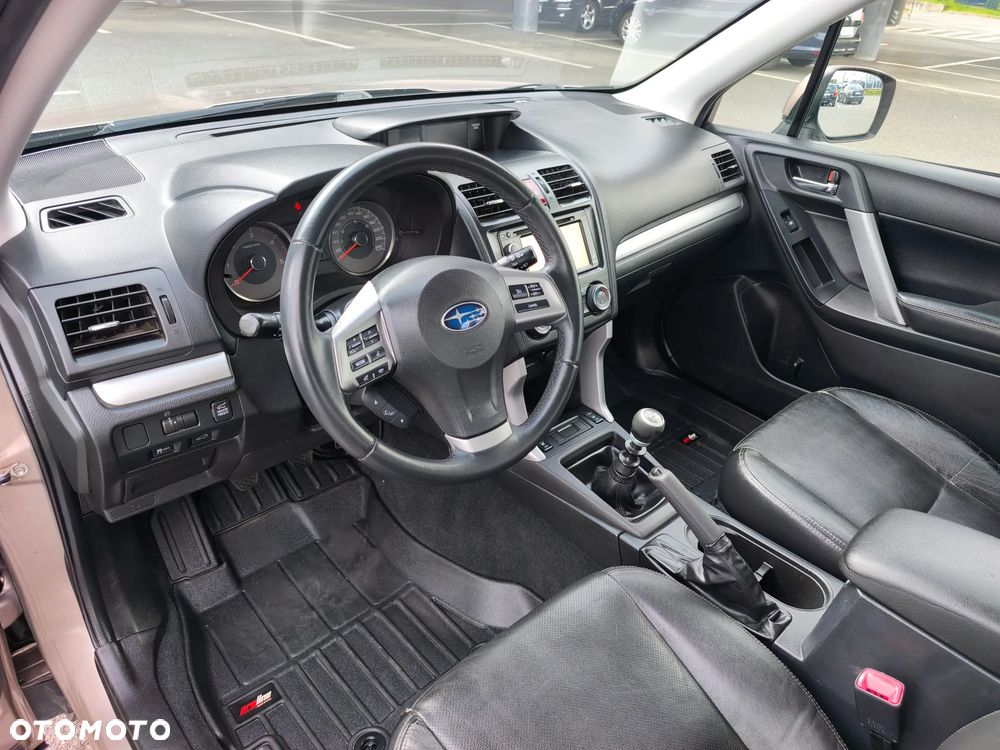 Subaru Forester 2.0D Active - 10