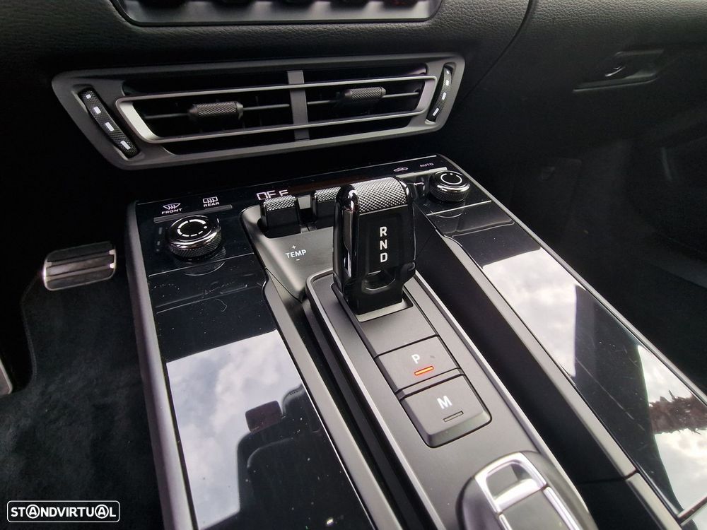 Porsche 911 Série F - 27