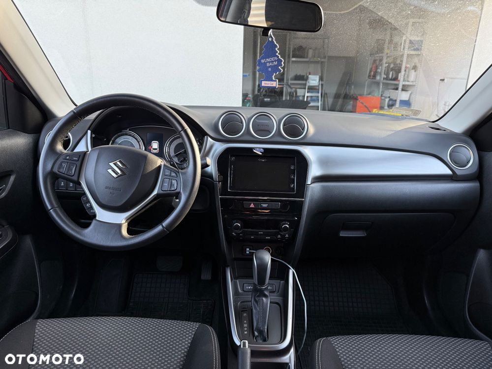 Suzuki Vitara 1.0 Boosterjet Premium 2WD - 16