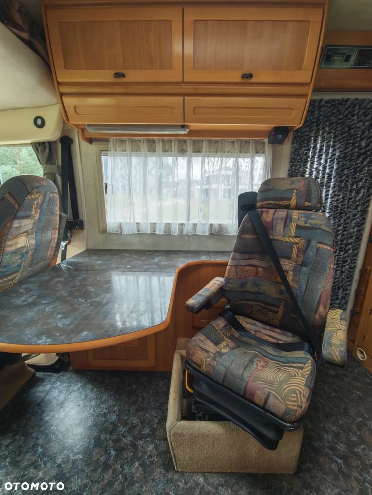 Hymer-Eriba E690 - 12