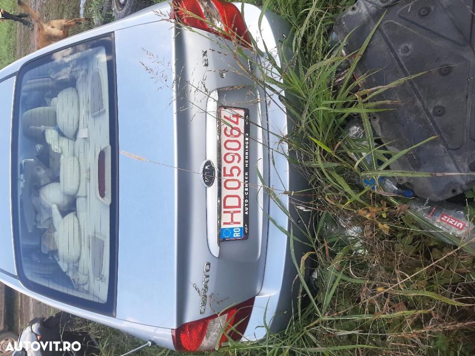 Dezmembrez kia cerato - 1