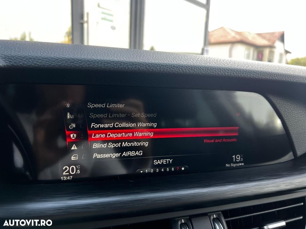 Alfa Romeo Stelvio - 25