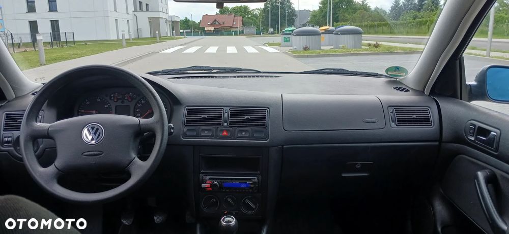 Volkswagen Golf 1.9 TDI Comfortline - 14