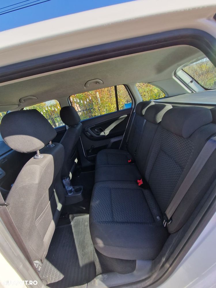 Skoda Fabia 1.6 TDI DPF Classic - 9