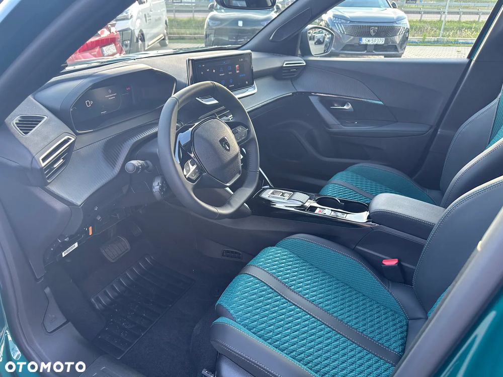 Peugeot 2008 PureTech mHEV Envy e-DCS6 - 12