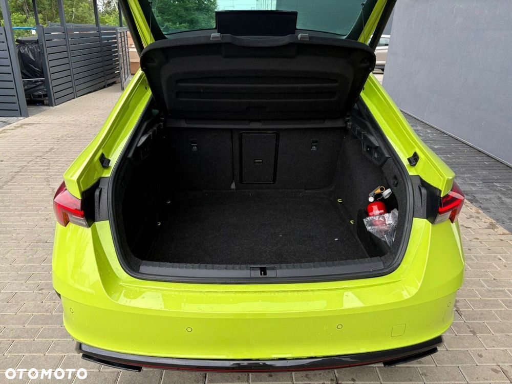 Skoda Octavia 2.0 TSI RS DSG - 21