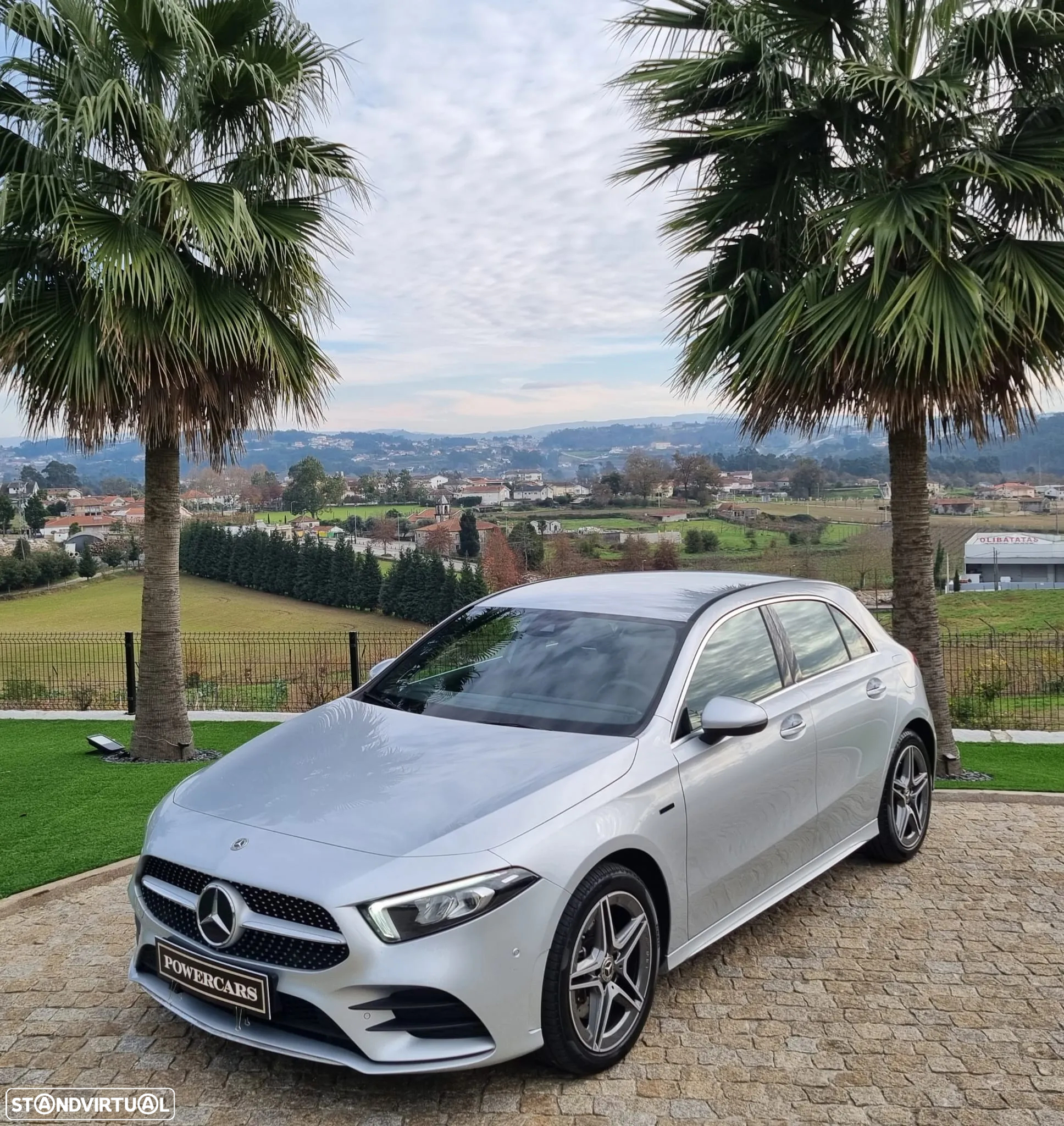 Mercedes-Benz A 250 e AMG Line - 5