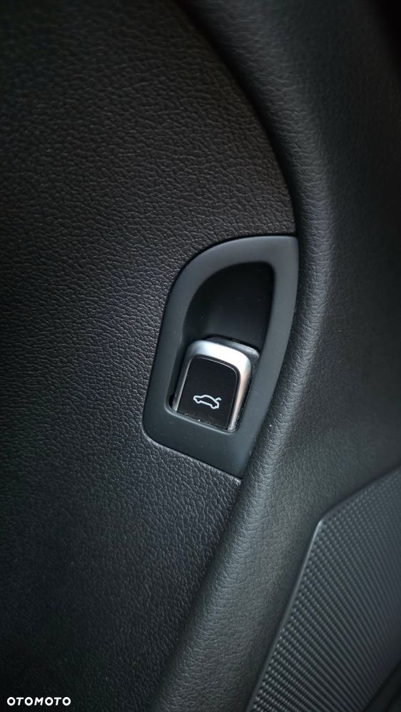 Audi A4 Allroad 2.0 TDI DPF S tronic - 15
