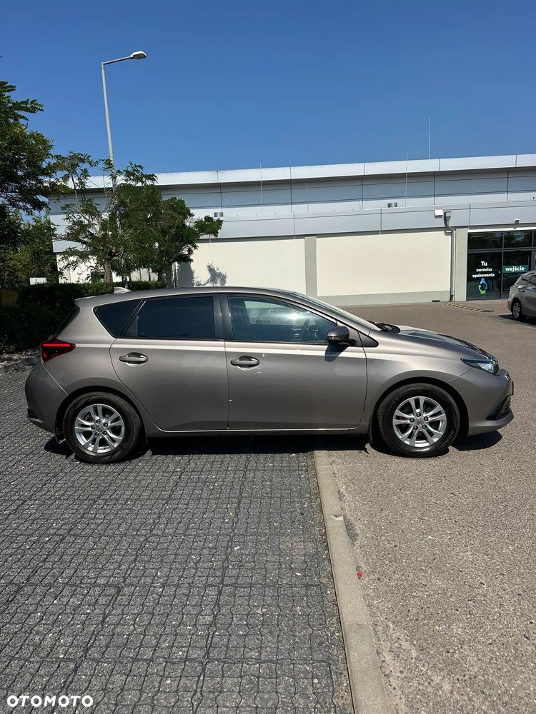 Toyota Auris 1.33 VVT-i Life Comfort - 12