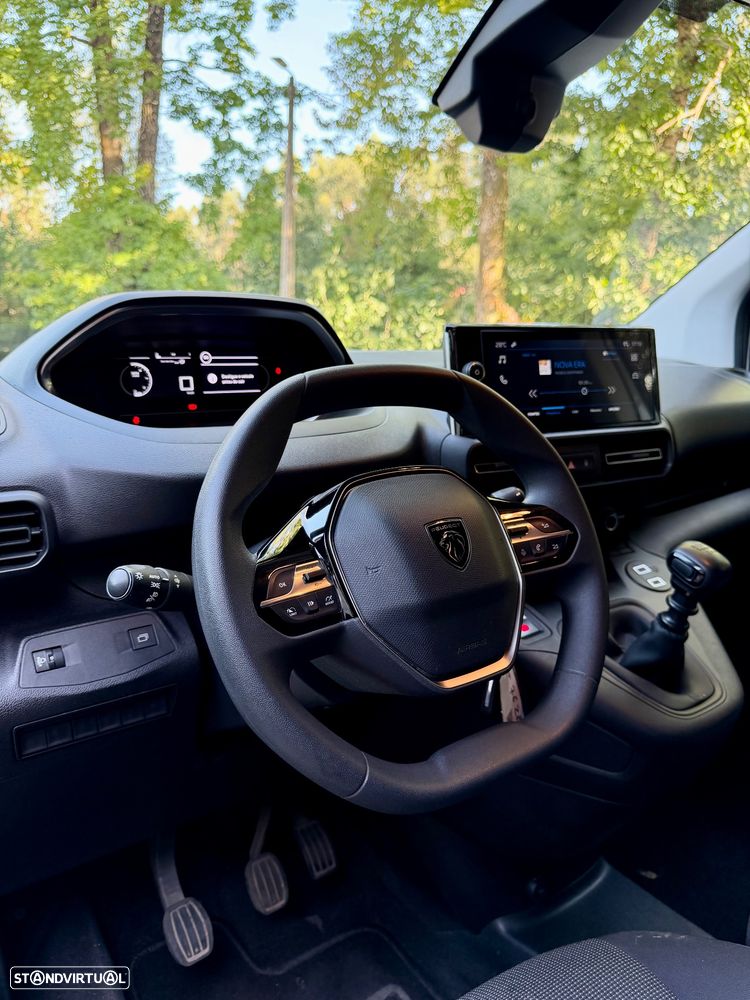 Peugeot Partner - 8