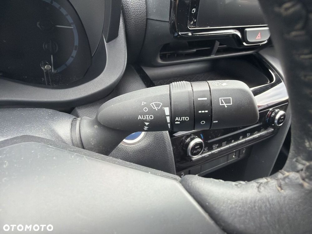 Toyota Yaris Cross Hybrid 1.5 Adventure - 16