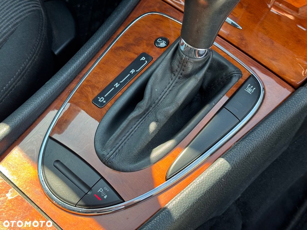 Mercedes-Benz Klasa E 220 CDI Automatik Classic BusinessEDITION - 30