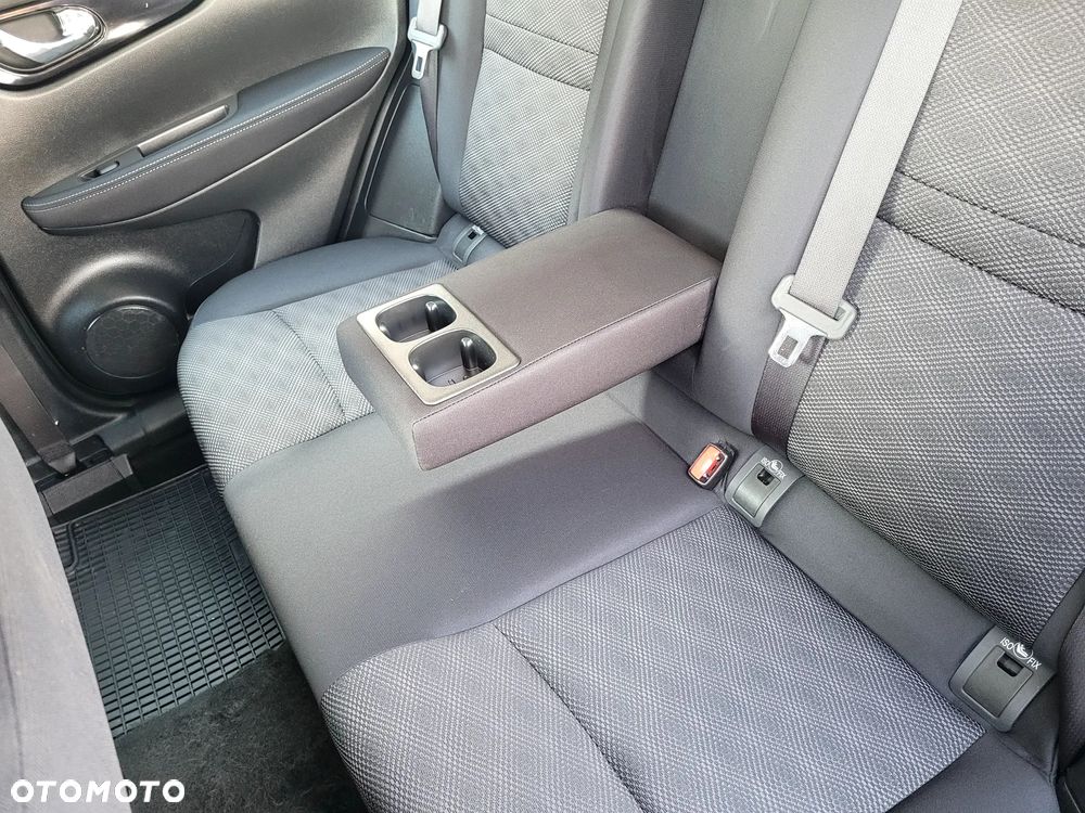 Nissan Qashqai 1.2 DIG-T Tekna - 26