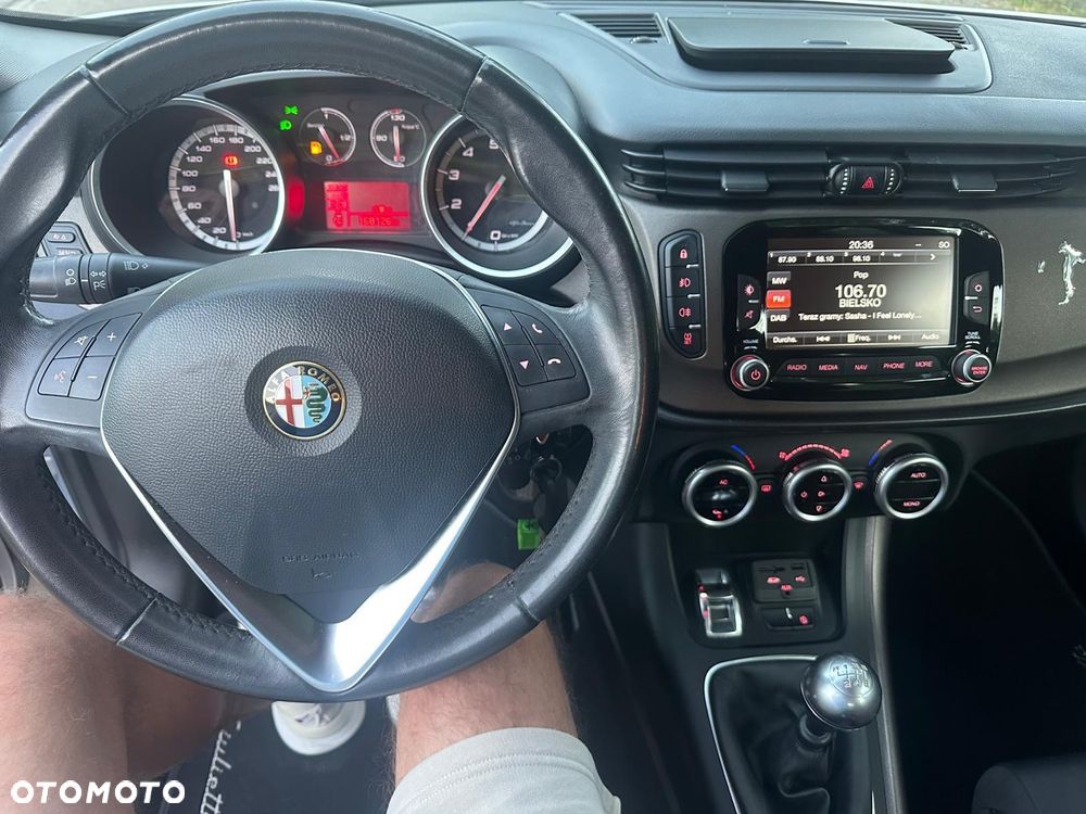 Alfa Romeo Giulietta - 7