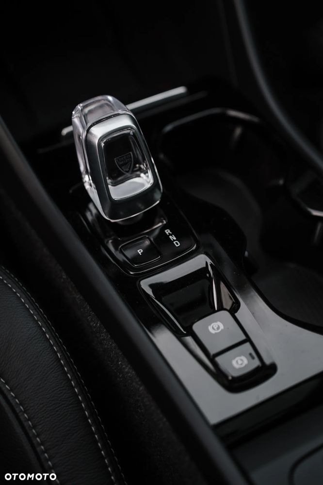 Volvo XC 40 B5 AWD Ultimate Bright - 31
