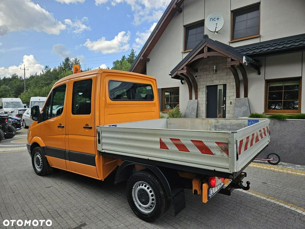 Mercedes-Benz Sprinter - 14