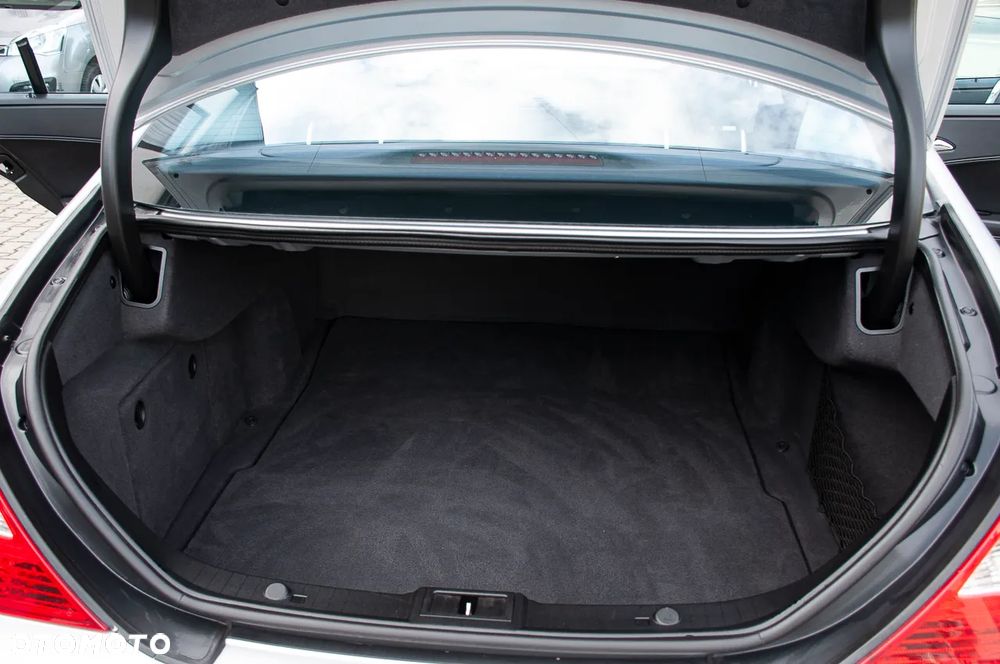 Mercedes-Benz CLS 350 - 11