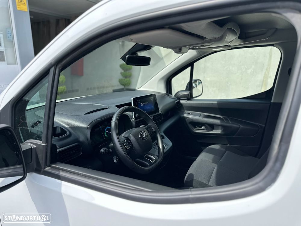 Toyota Proace City - 11