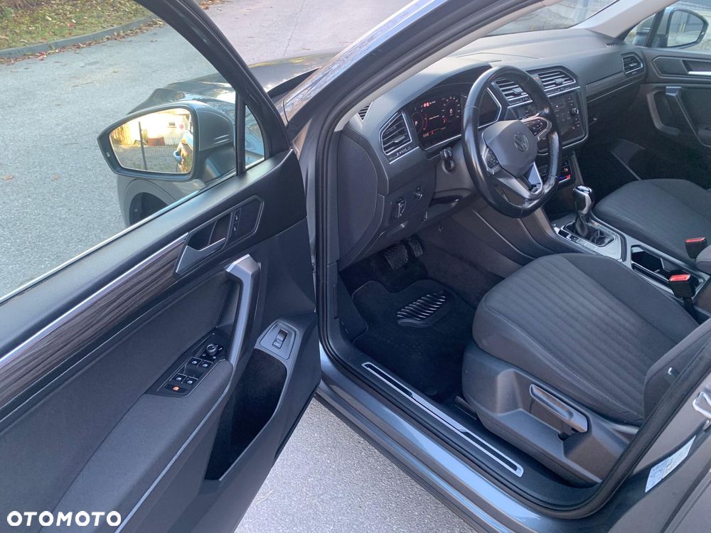 Volkswagen Tiguan Allspace 2.0 TDI SCR DSG Trendline - 28