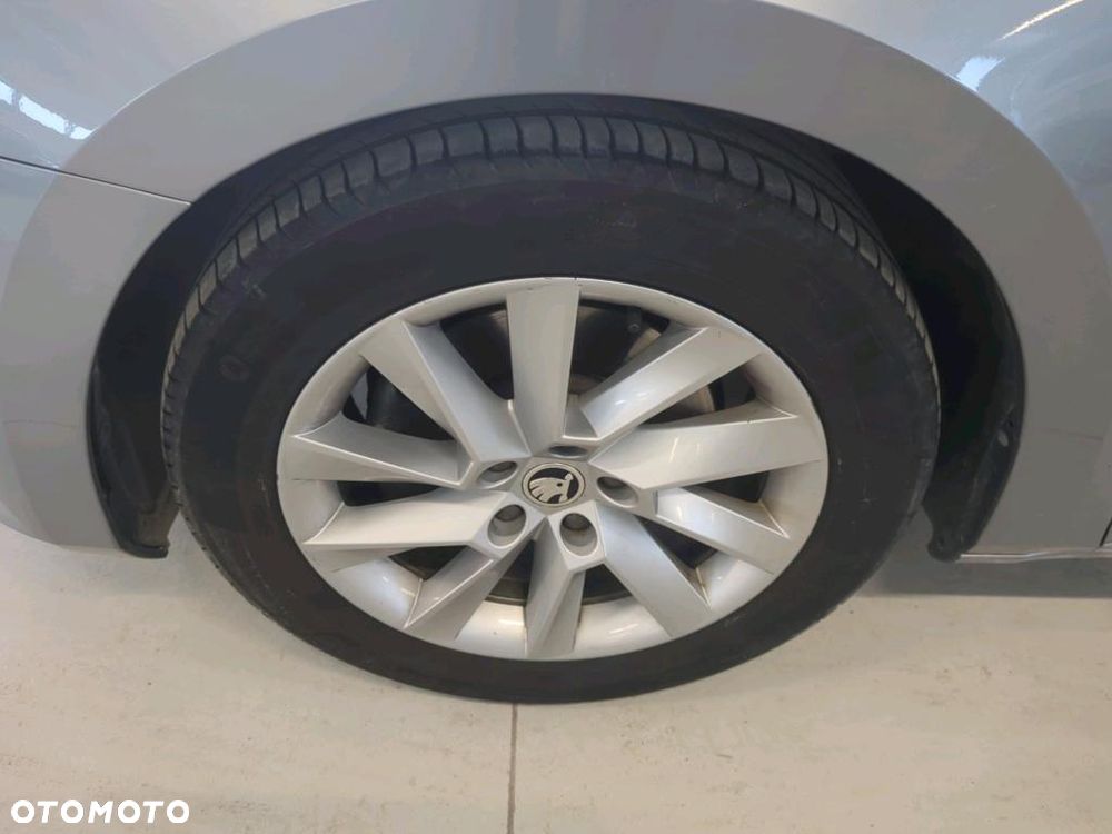 Skoda Superb 1.5 TSI Ambition - 5