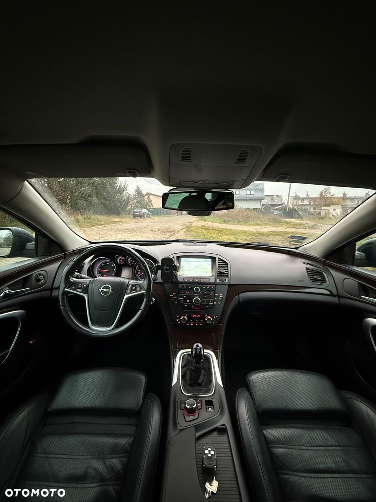 Opel Insignia 2.0 CDTI Cosmo - 11