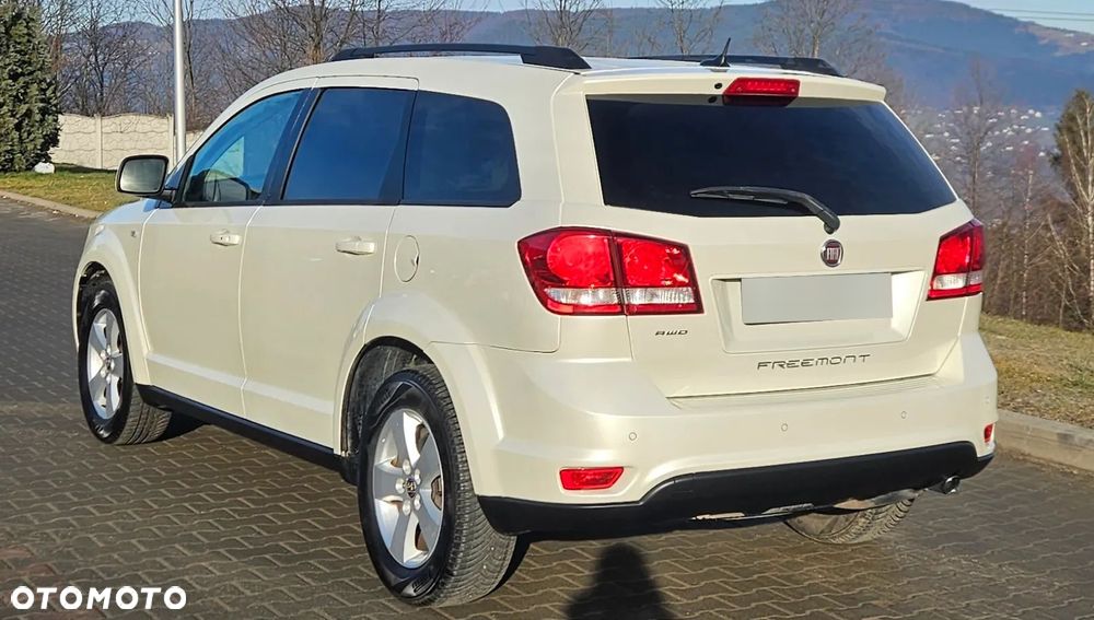 Fiat Freemont 2.0 Multijet Lounge AWD - 9