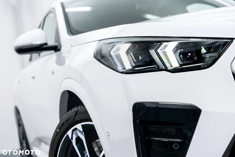 BMW X2 - 15