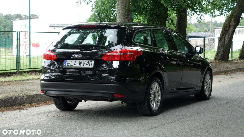 Ford Focus - 33