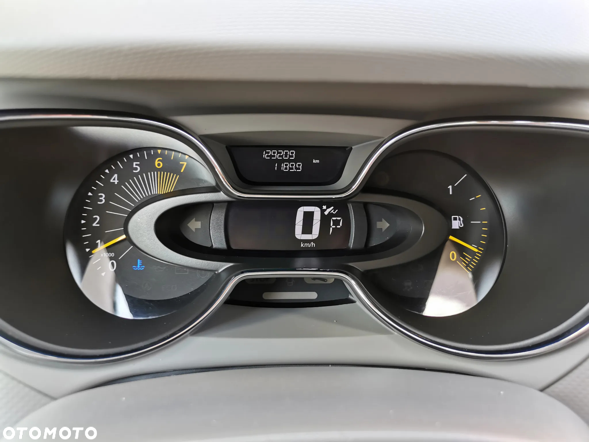 Renault Captur 1.2 TCe Intens EDC - 12