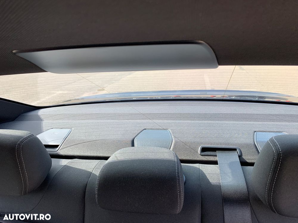 BMW Seria 3 318d - 22