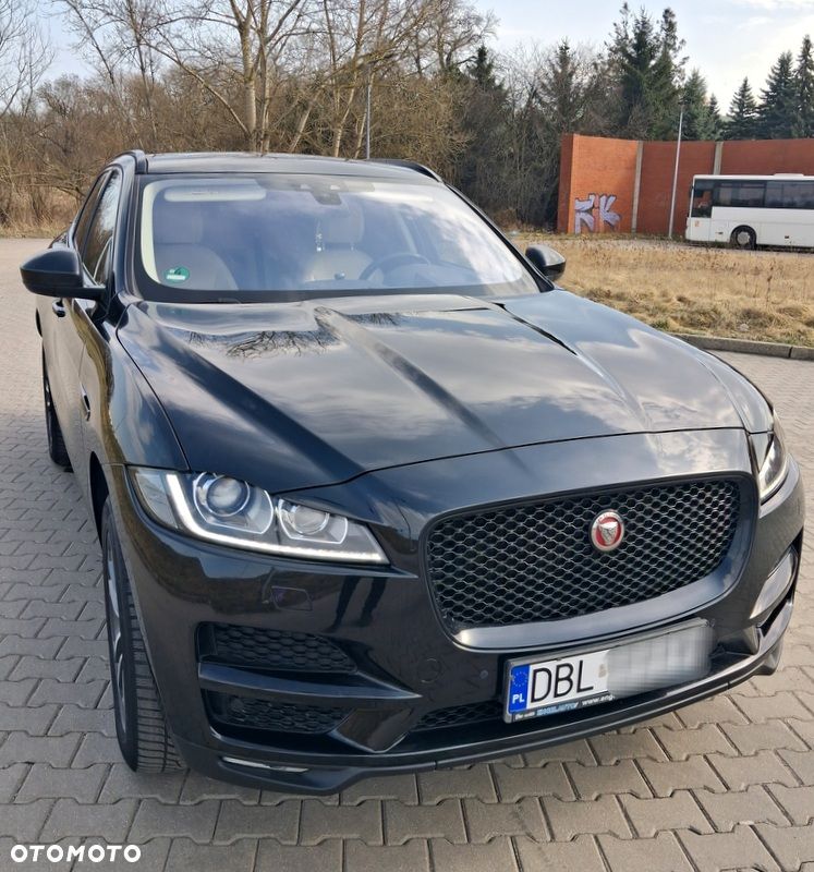 Jaguar F-Pace 2.0 i4D AWD R-Sport - 2