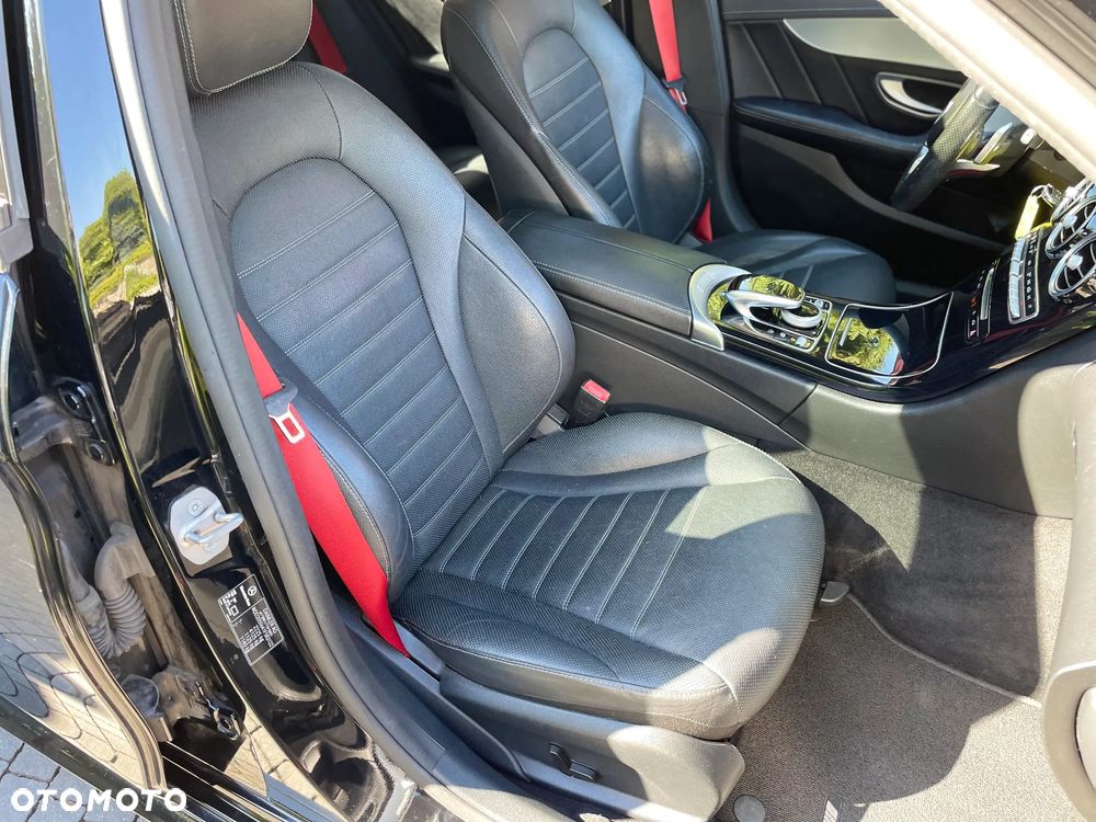 Mercedes-Benz Klasa C AMG 43 4-Matic - 17