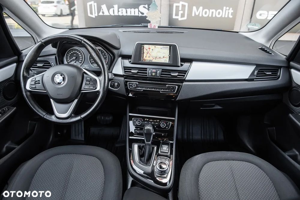 BMW Seria 2 218i - 29