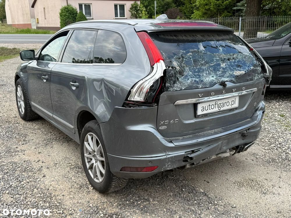 Volvo XC 60 D4 Drive-E Momentum - 10