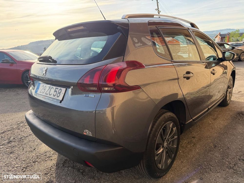 Peugeot 2008 1.2 PureTech Style - 9