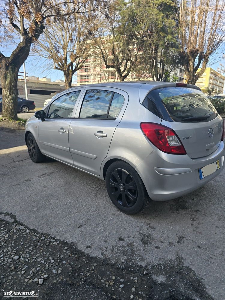 Opel Corsa 1.2 Enjoy - 9
