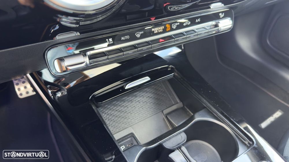 Mercedes-Benz CLA 200 d Shooting Brake AMG Line Aut. - 34