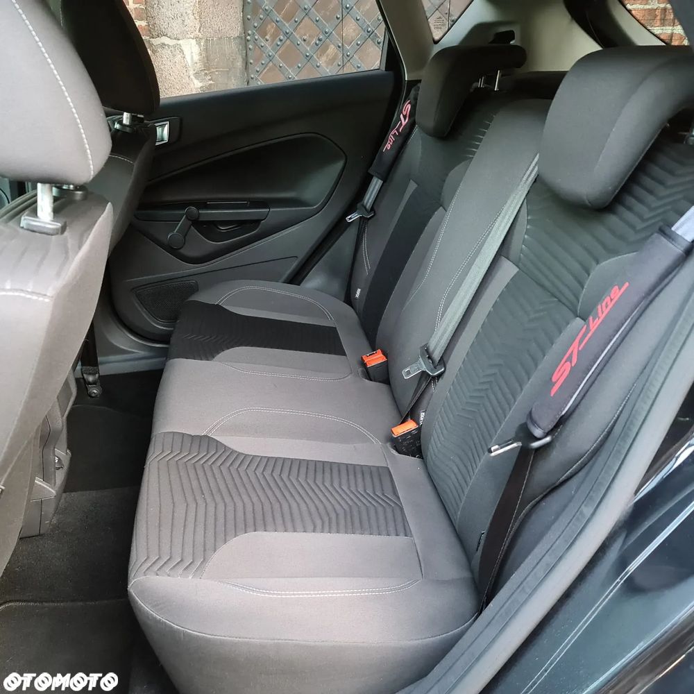 Ford Fiesta 1.0 EcoBoost Start-Stop ST-LINE - 28