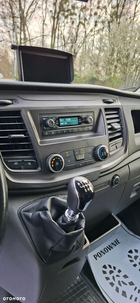 Ford Taransit - 26