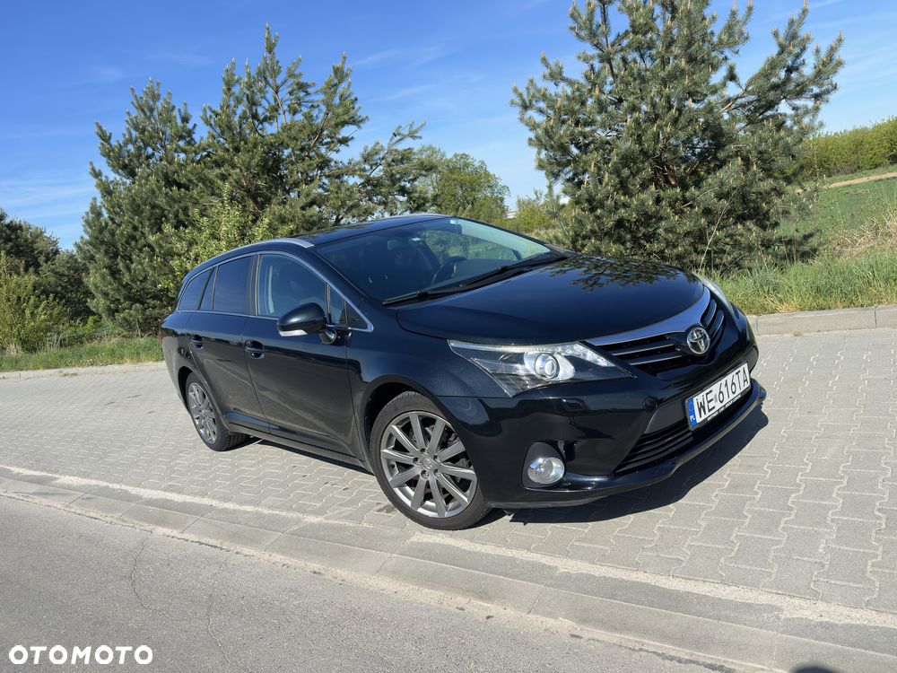 Toyota Avensis - 2