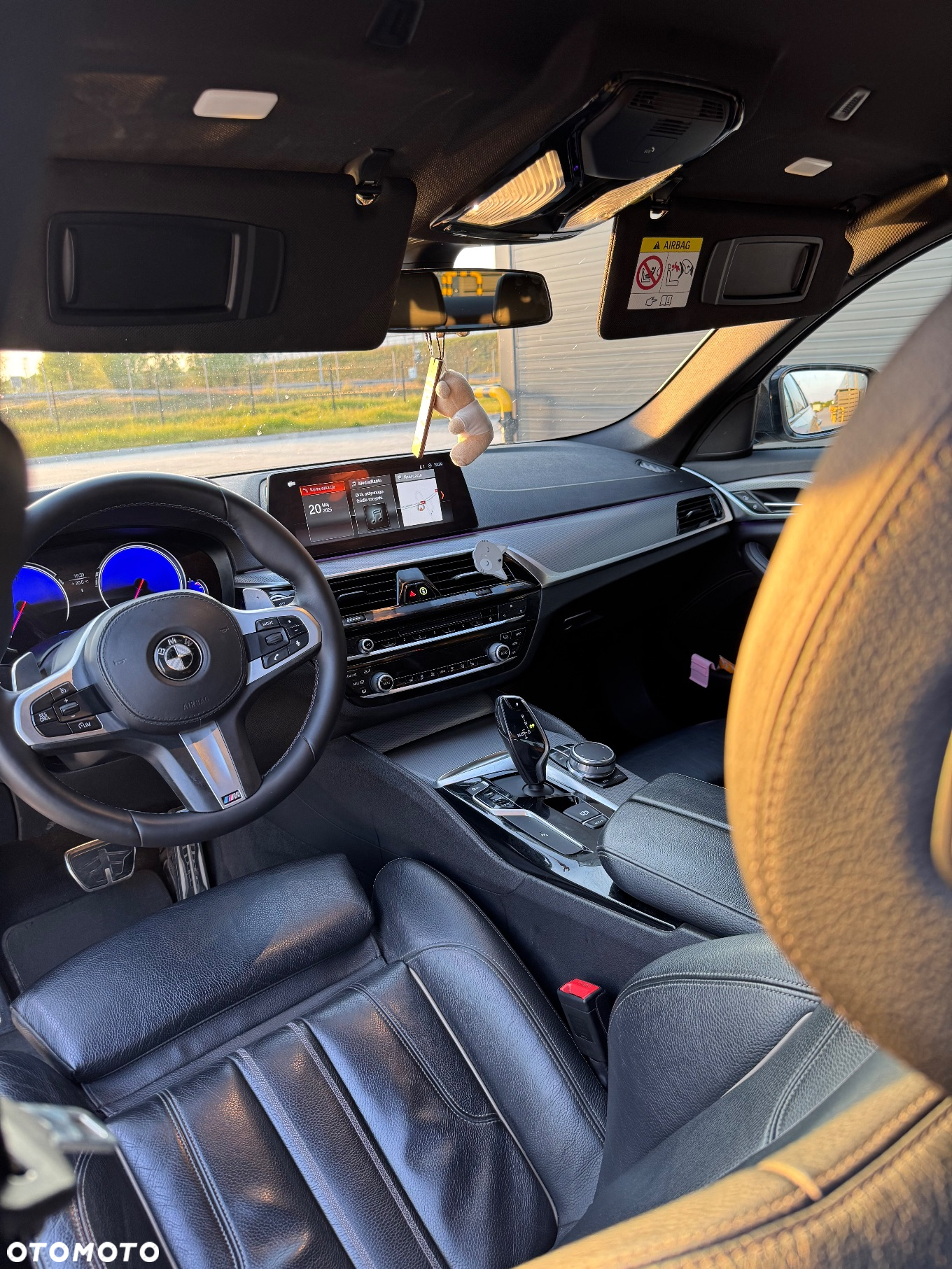 BMW Seria 5 520d M Sport sport - 12