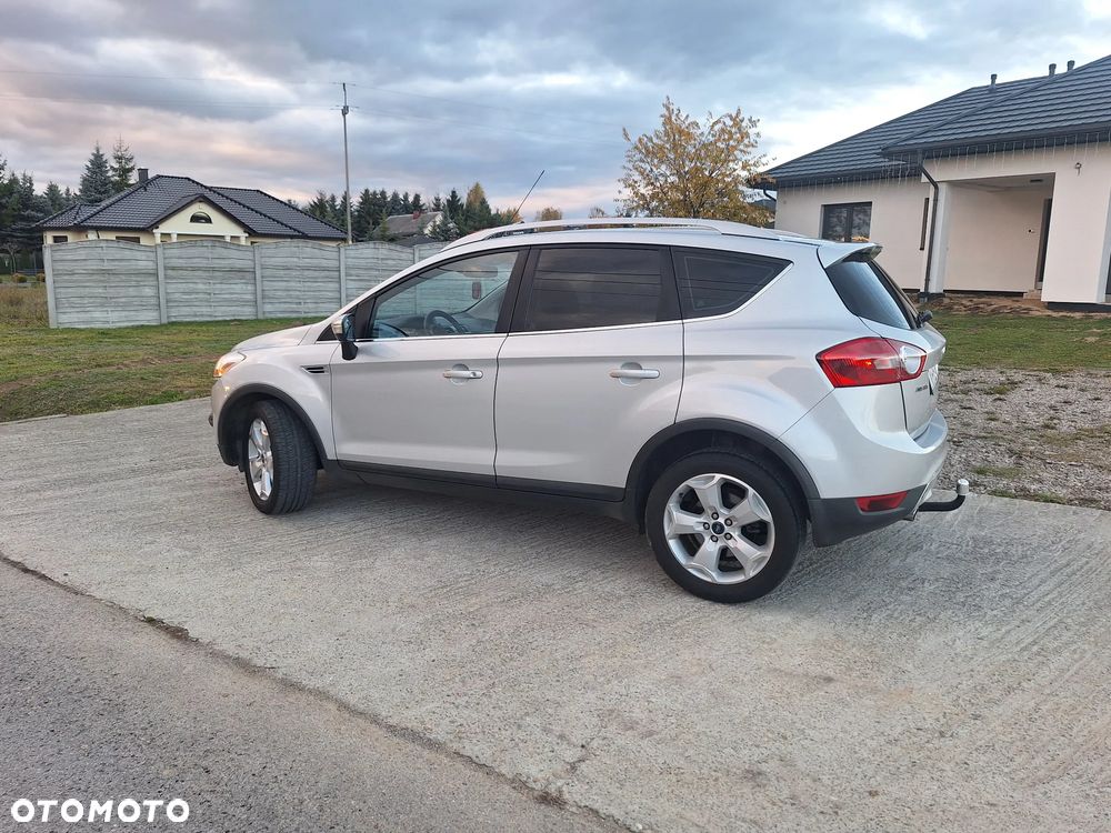 Ford Kuga - 2