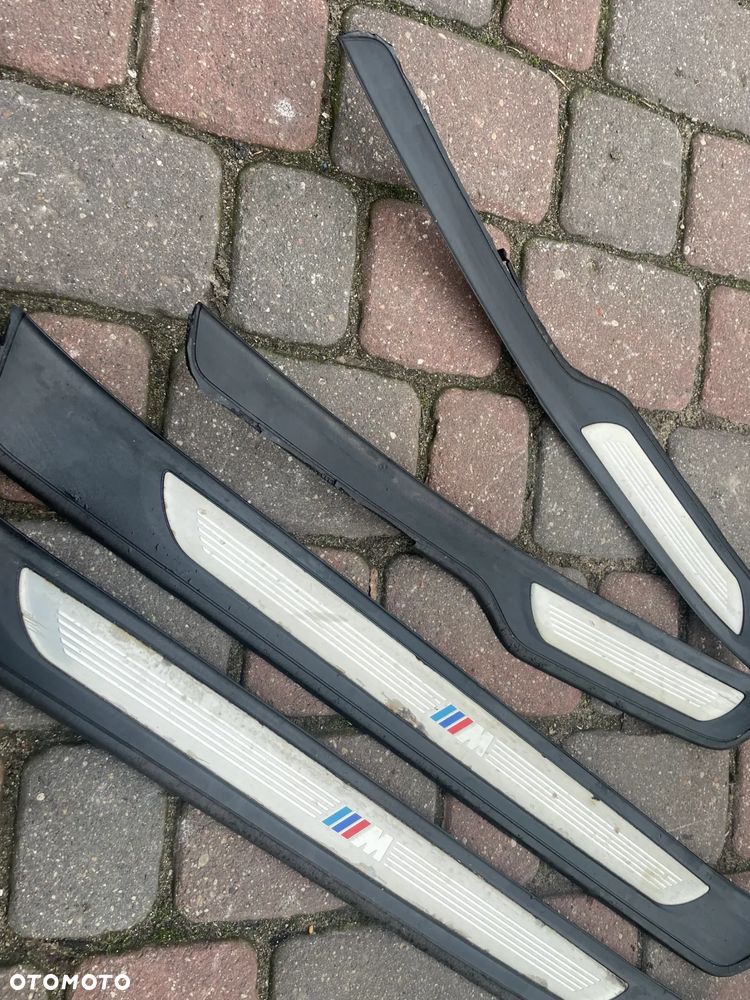 bmw e90 e91 listwy progowe wewnętrzne m pakiet komplet